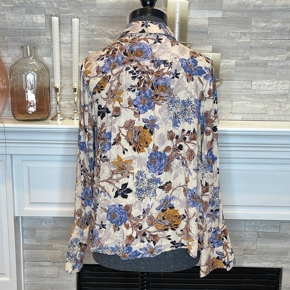 Anthropologie Entro Floral Print Button Collar Shirt Size Small - Picture 5 of 5